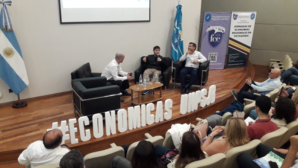 Imagenes de la Jornadas de Economías Regionales en Patagonia llevadas a cabo el 10 de Noviembre 2023